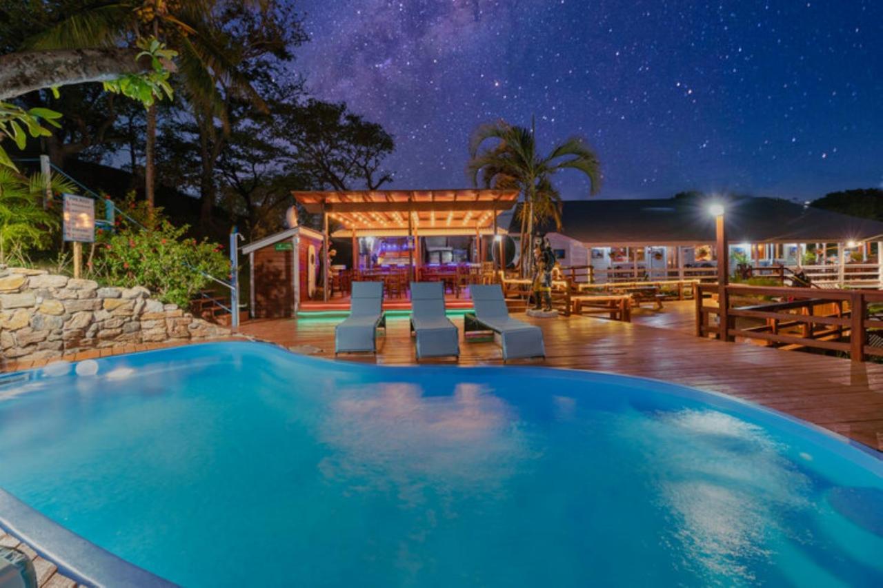 Roatan Yacht Club&Dive Center Hotel French Harbour Buitenkant foto