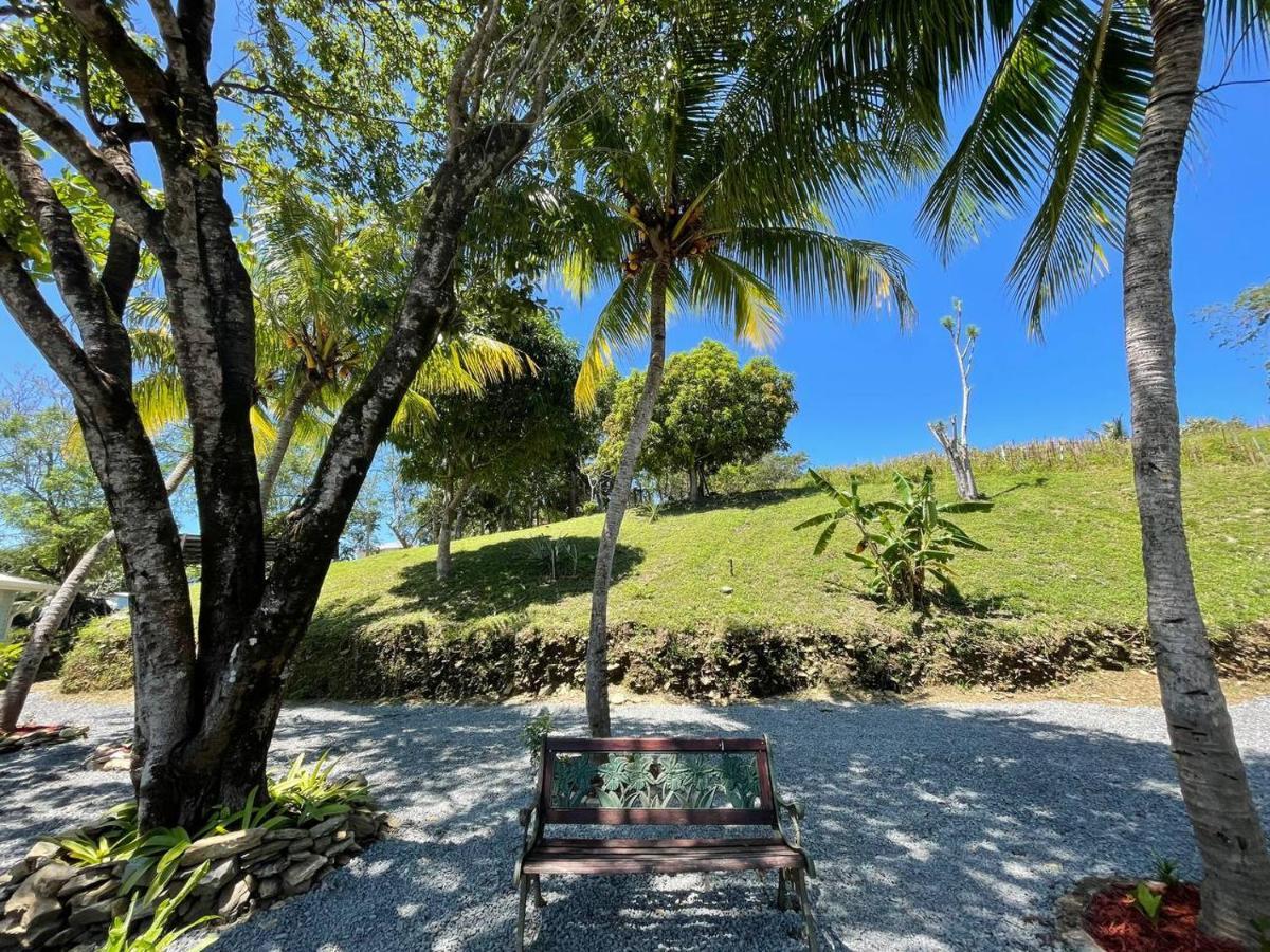 Roatan Yacht Club&Dive Center Hotel French Harbour Buitenkant foto